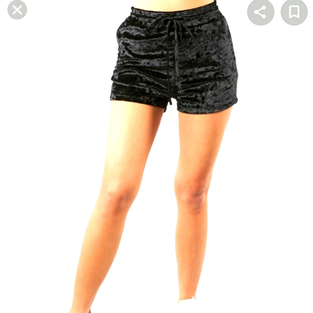 Buffbunny velor short